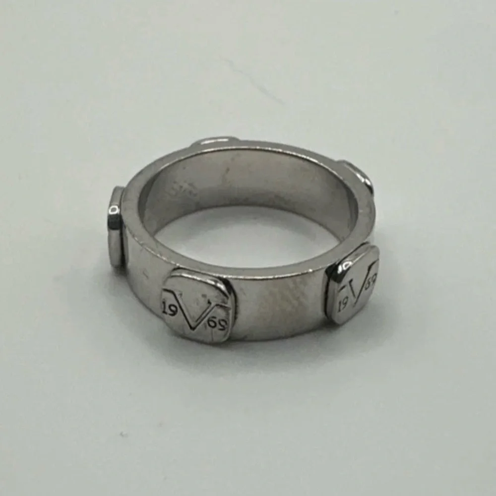 Sterling Silver 925 Ring V Logo 1969 Size 8 Garavani Delmar Wide Band Chunky